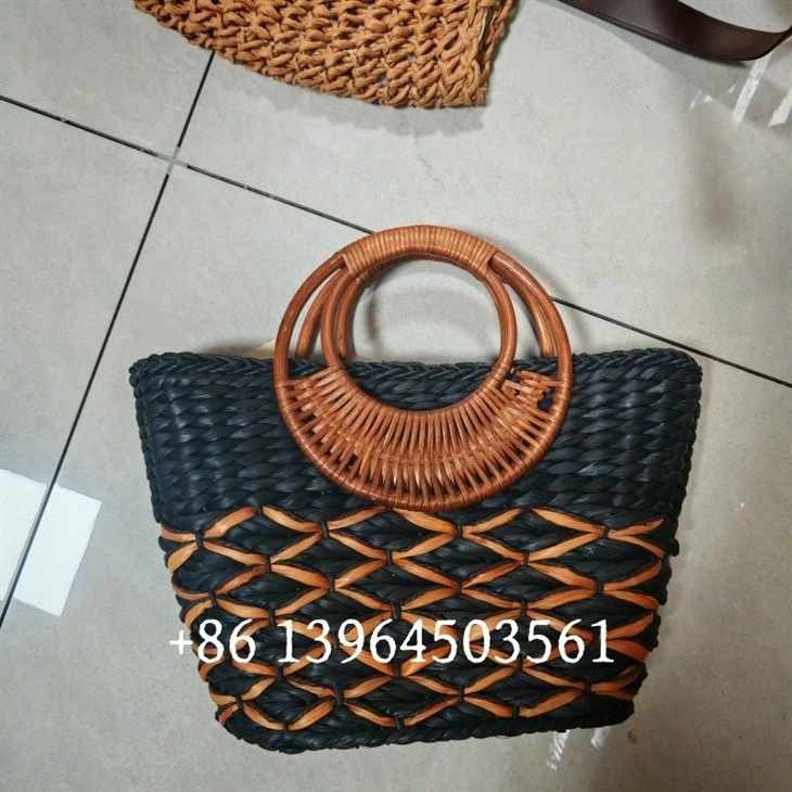 أكياس التسوق اليدوية المصنوعة يدويًا