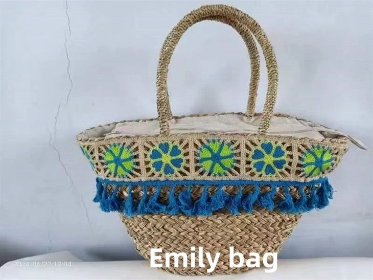 أكياس القش الصيفية